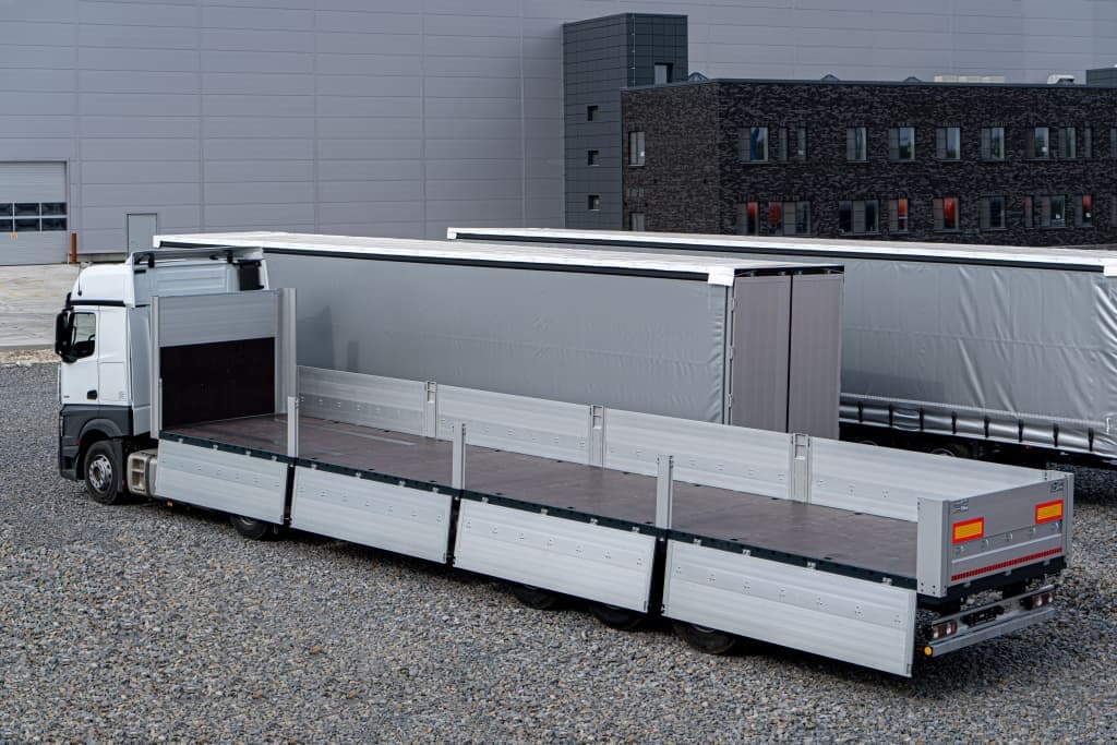 DSC08218-min.jpg