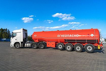 Требования к дополнительному оборудованию, маркировке и конструкции транспортного средства для перевозки нефтепродуктов Требования к дополнительному оборудованию, маркировке и конструкции транспортного средства для перевозки нефтепродуктов